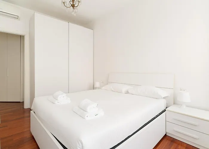 Apartment Guesthost - Brightly-lit Flat - M5 Gerusalemme Milan