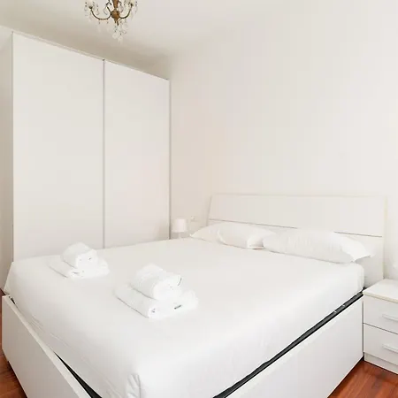 Apartament Guesthost - Brightly-lit Flat - M5 Gerusalemme Mediolan